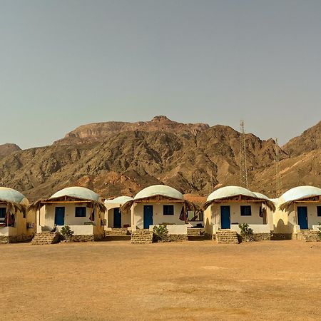 Вілла Aladdin Camp Нувейба Екстер'єр фото