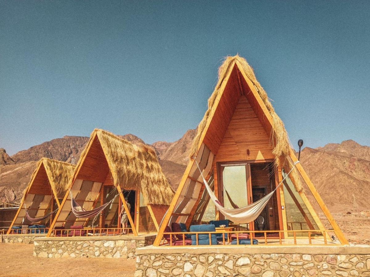 Вілла Aladdin Camp Нувейба Екстер'єр фото